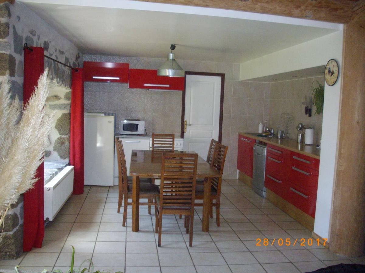 Maison Mouilhade Chaspuzac ภายนอก รูปภาพ